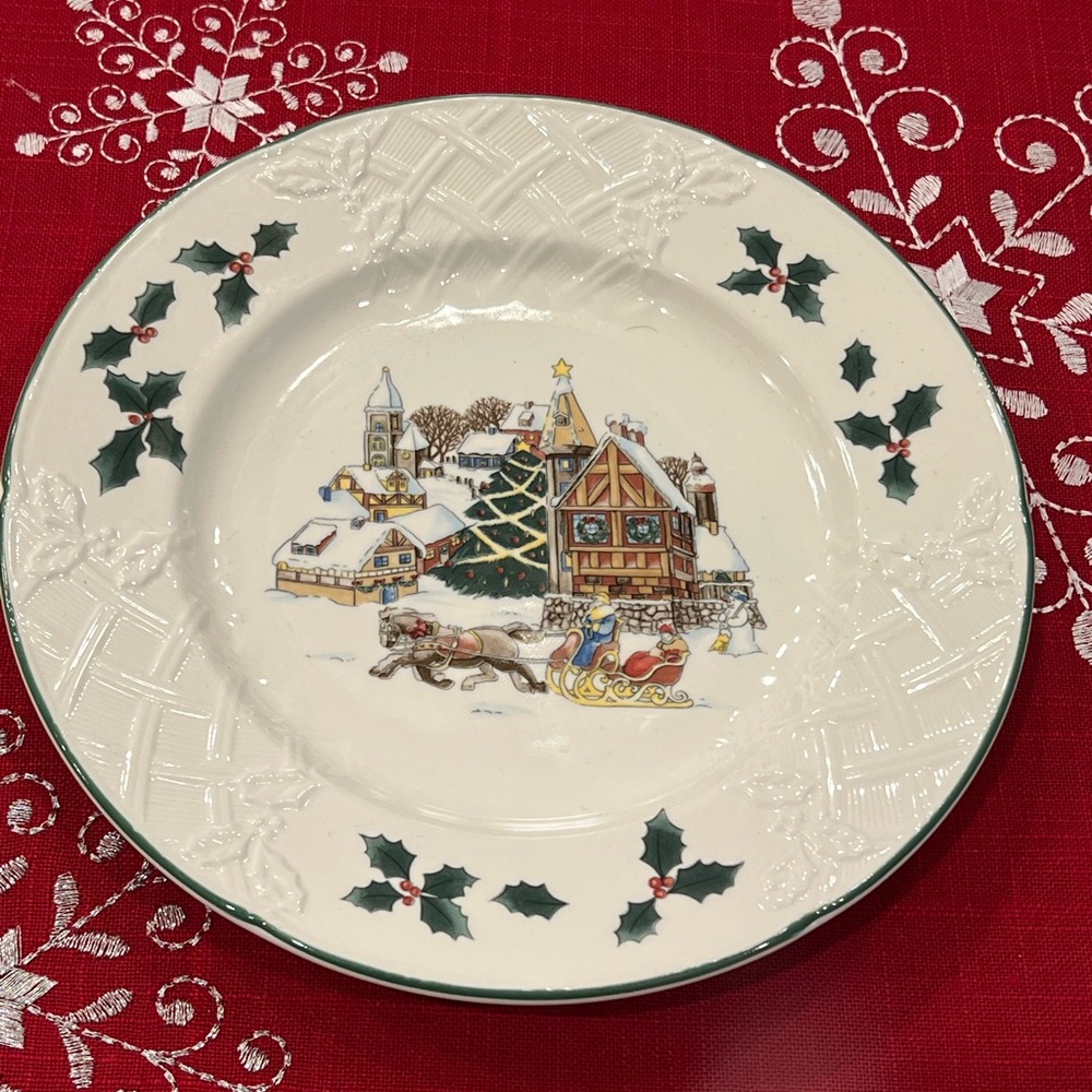 Mikasa English Countryside Sleigh Ride Salad Plate